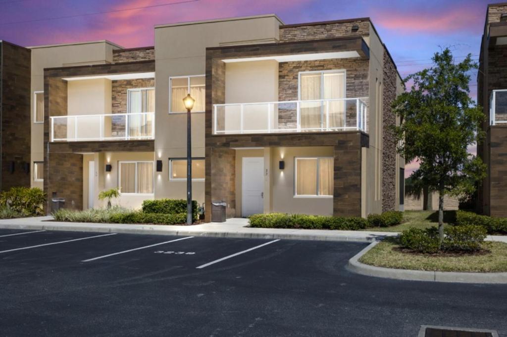 4 Bedroom- 4,5 Bathroom Magic Village 3239 Ba * Orlando