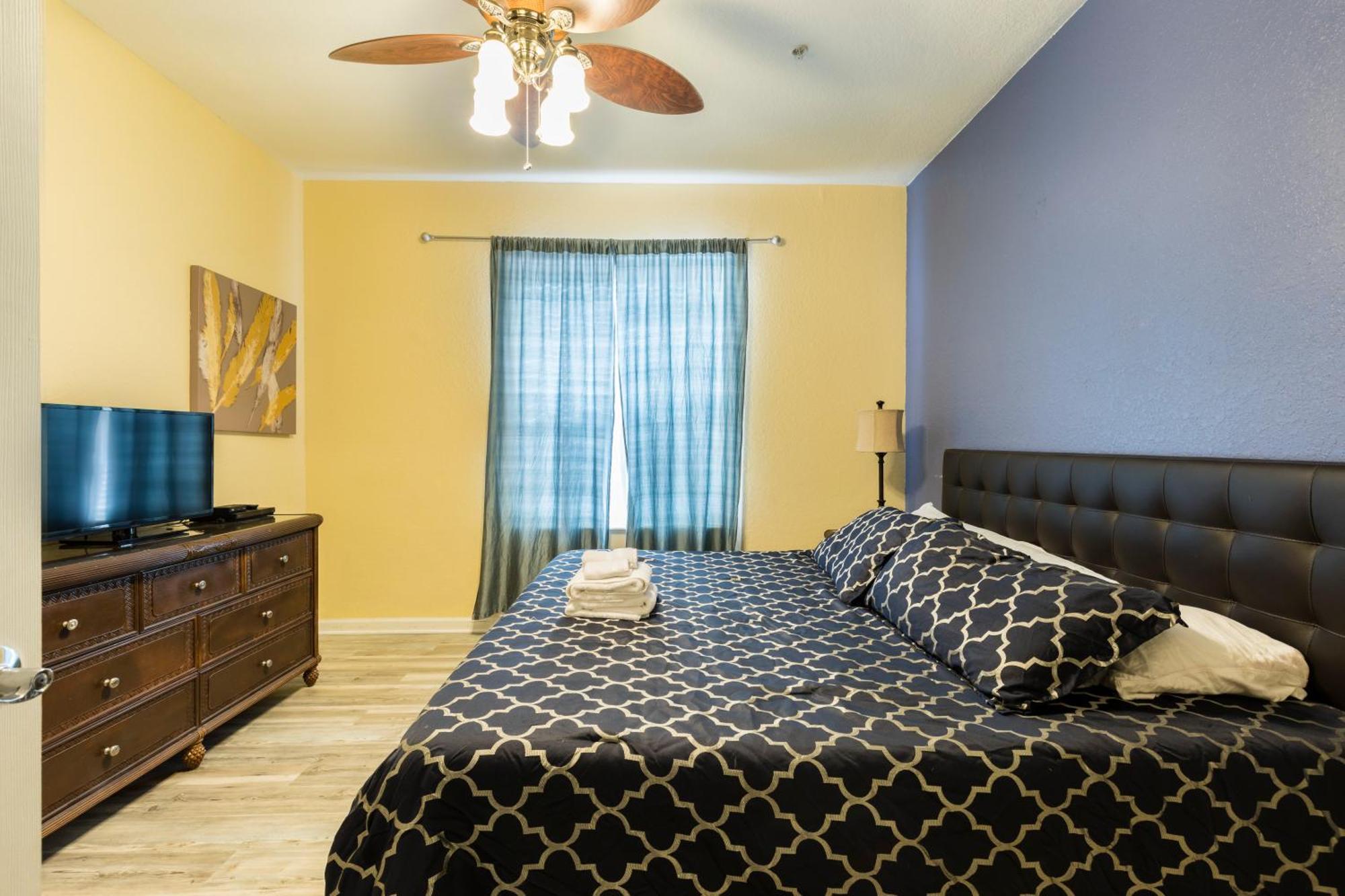 Renovated 4br 5min Conv Center Holiday home Orlando