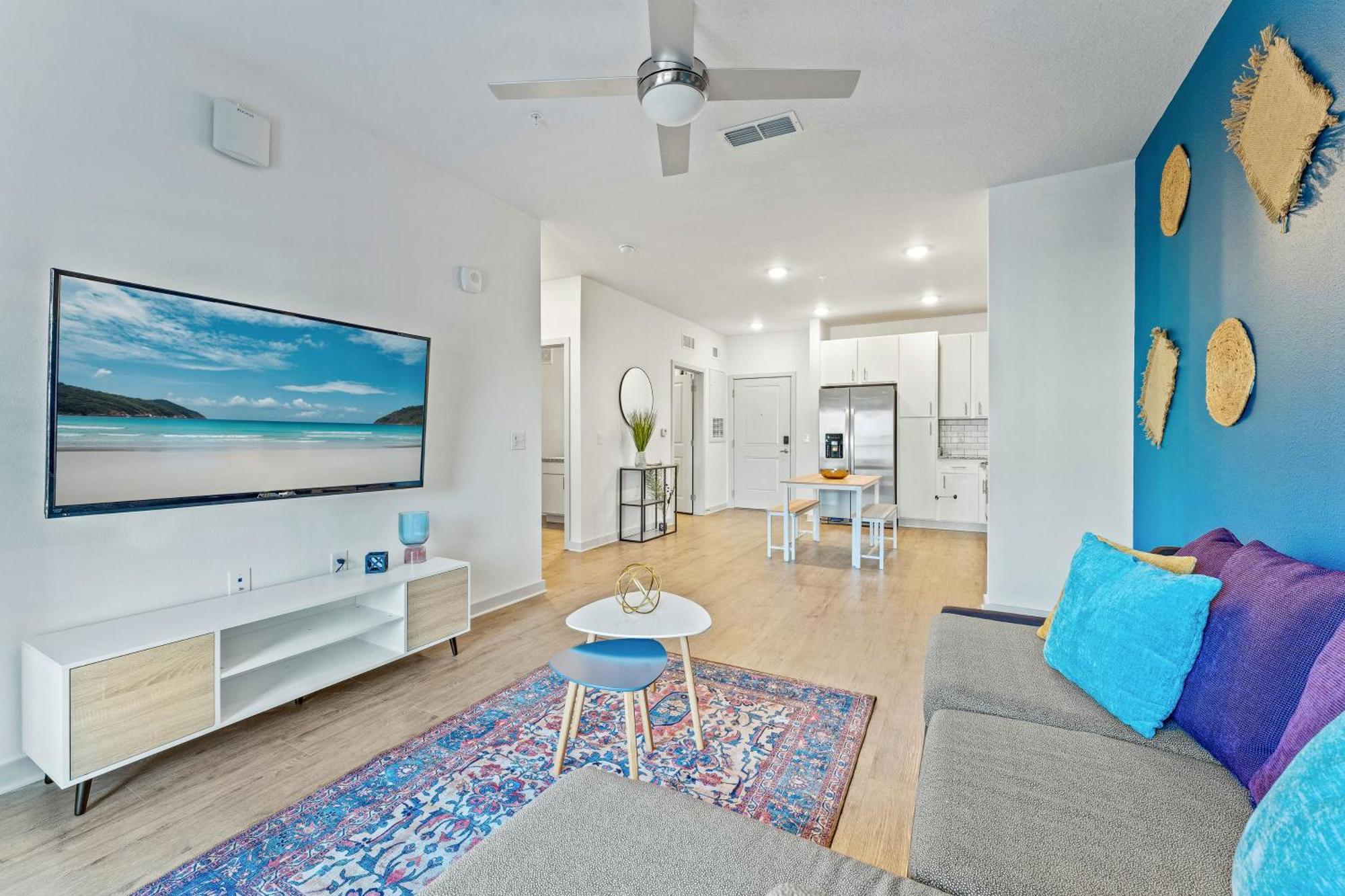Complete Tranquil 10 Min To Parks Allows Pets, Resort-style Amenities Apartment *