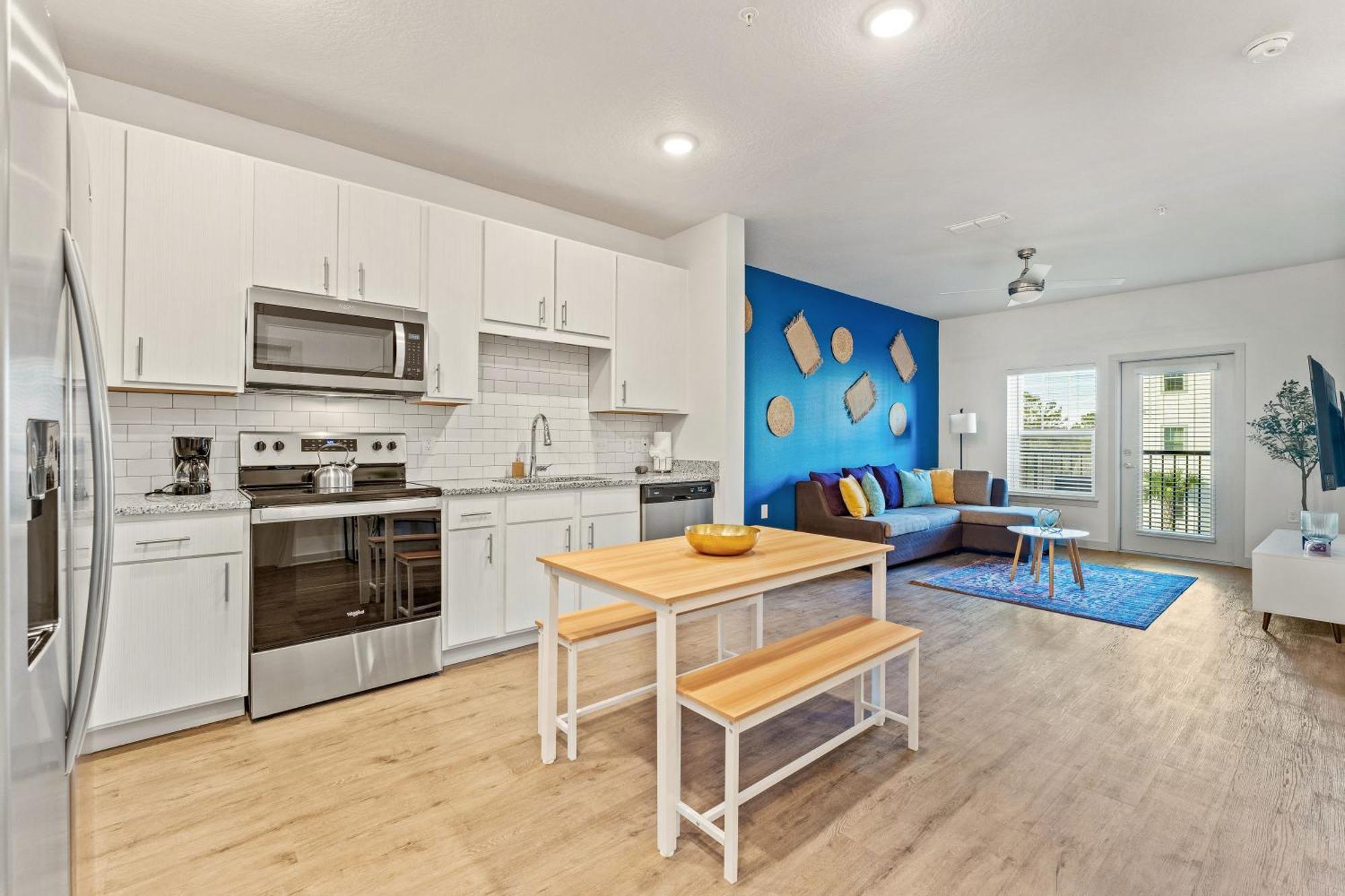 Apartment Complete Tranquil 10 Min To Parks Allows Pets, Resort-style Amenities Orlando