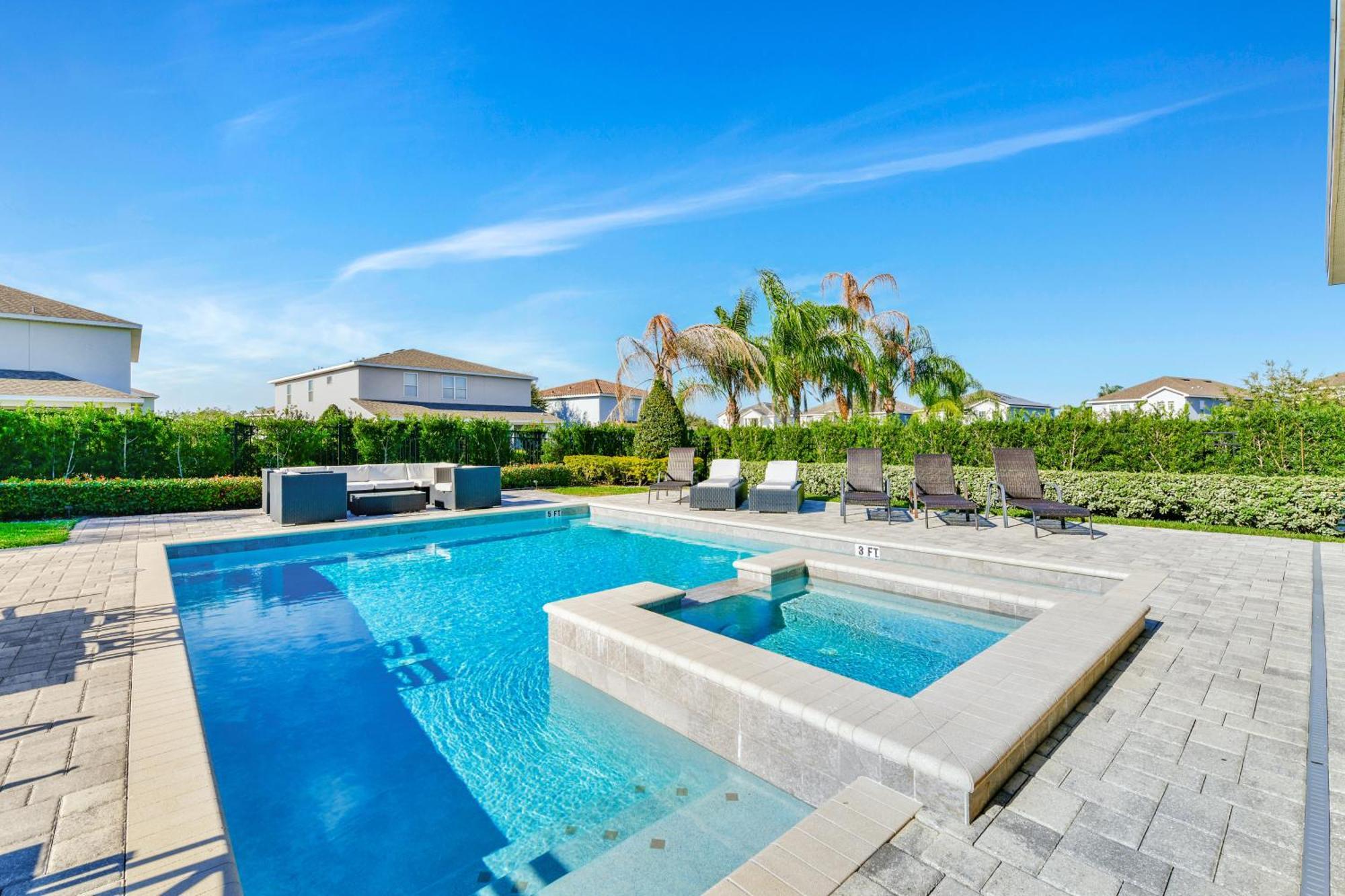Luxurious Near With Private Pool & Encore Water Park Access By Rentyl - 520b *