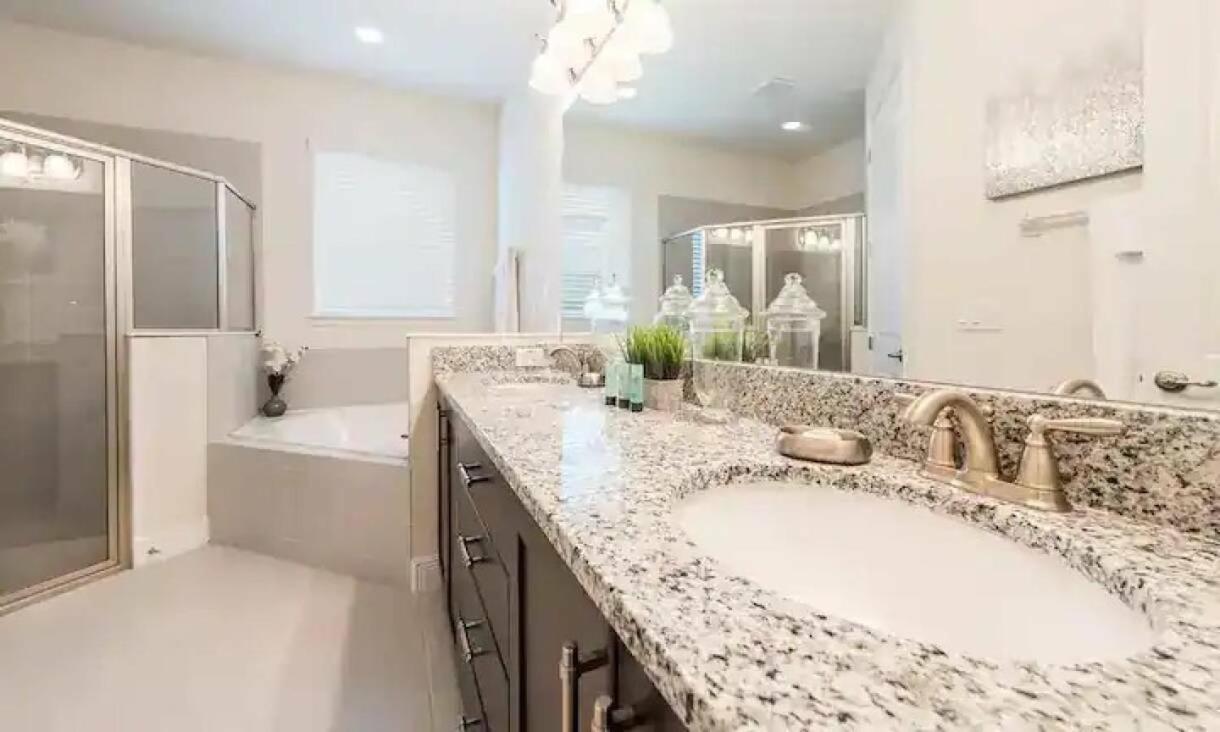 A Luxurious Escape 11bd In Er251 *
