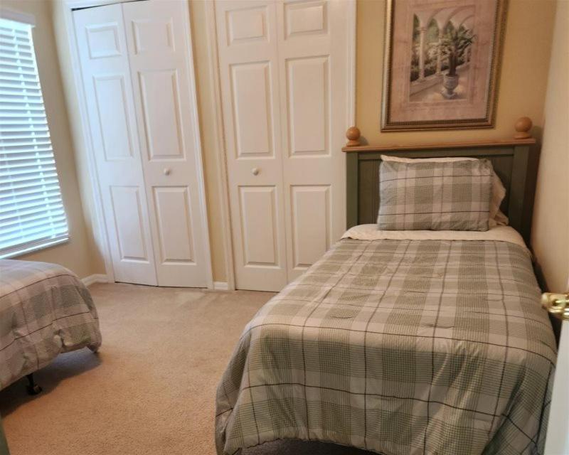 35 - Fabulous 4 Bedroom With South Facing Pool Orlando