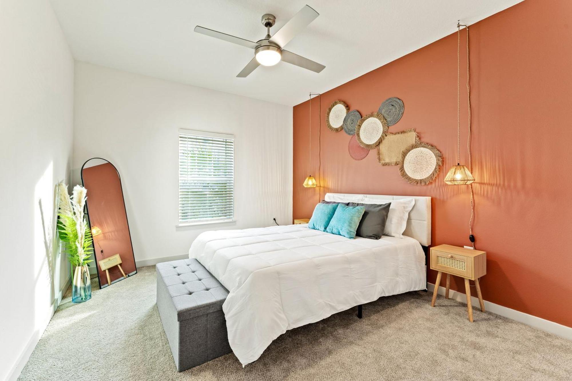 Complete Vibrant 10 Min To Parks Pet-friendly Resort-style Amenities Orlando