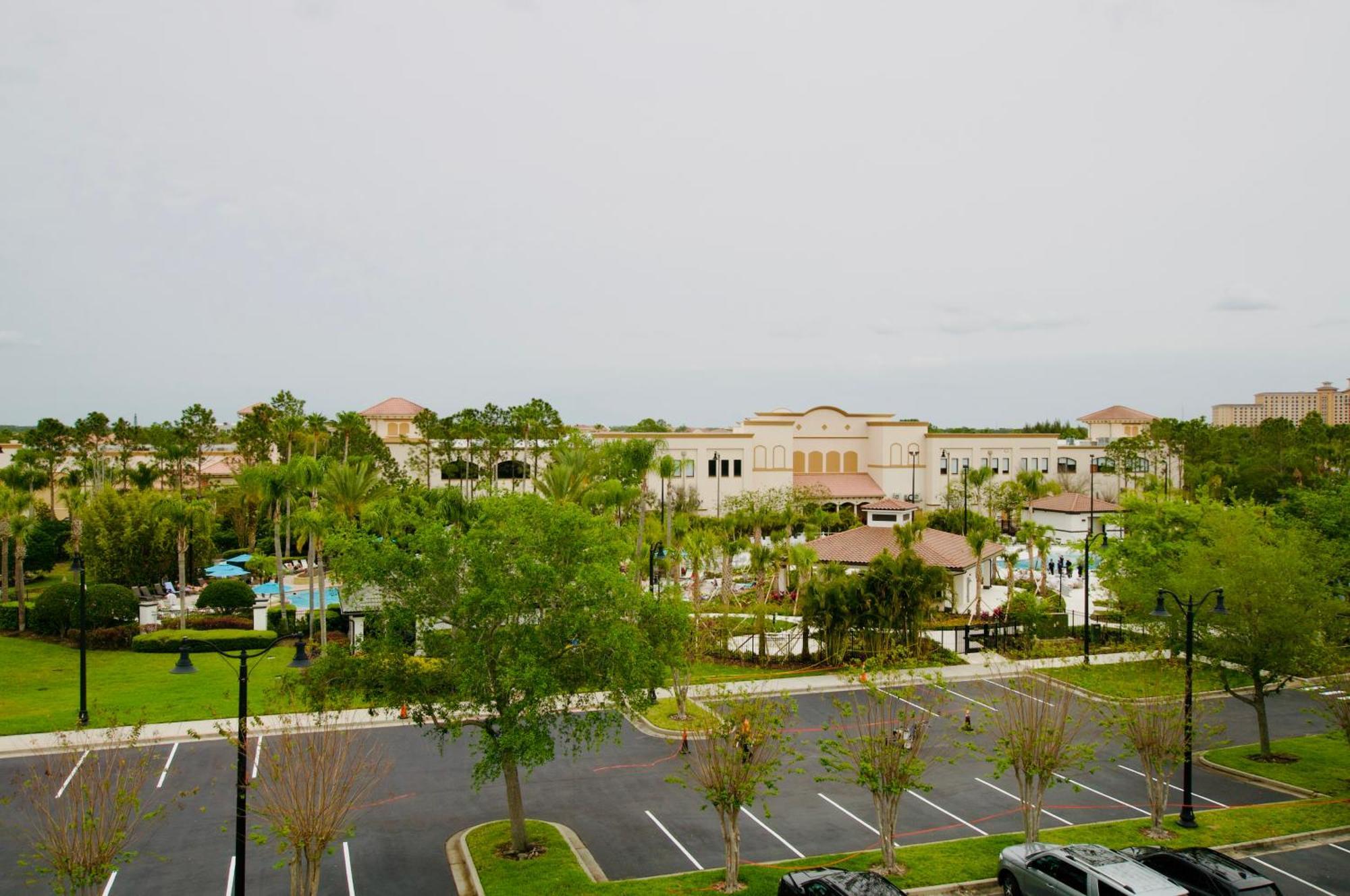 Vista Cay Standard 3 Bedroom Penthouse Apartment Orlando