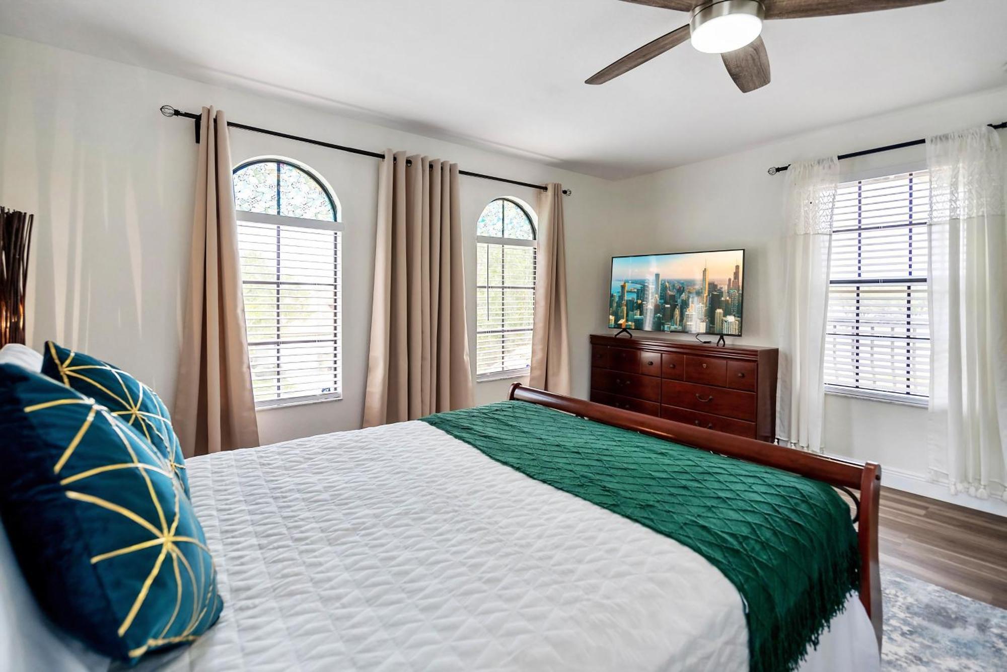 Luxury High Grove 4bds With Pool Near Orlando