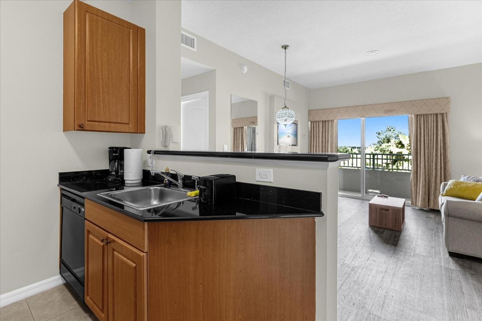 The Point, Lux 4 Min From Universal Orlando