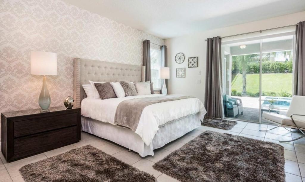 9 Bed Pool With Game Gated Holiday home *