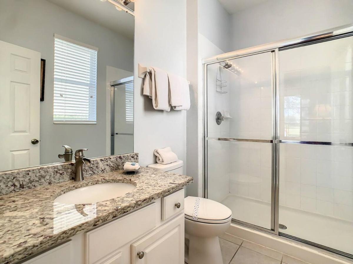 H2713m Windsor Hills 4bedrm Pool Holiday home *