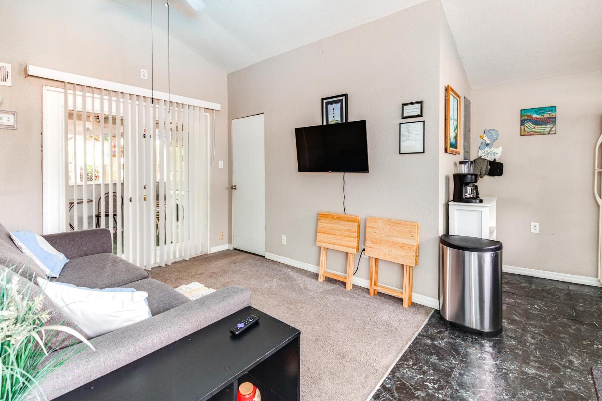 Holiday home Fern Park Pool House With Private Patio And Fire Pit!