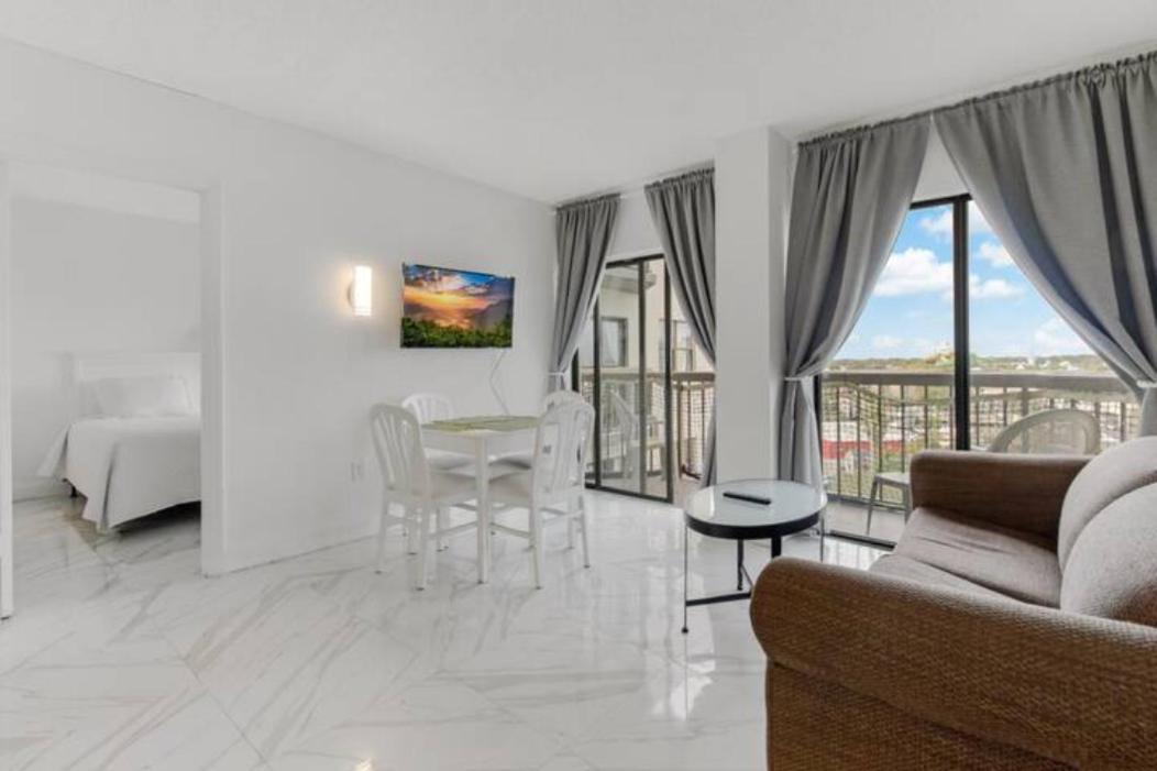 Enclave At International Drive Apartment *