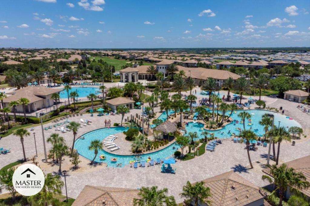 5 Bedrooms - 4 Bathrooms - Champions Gate 444 Oc