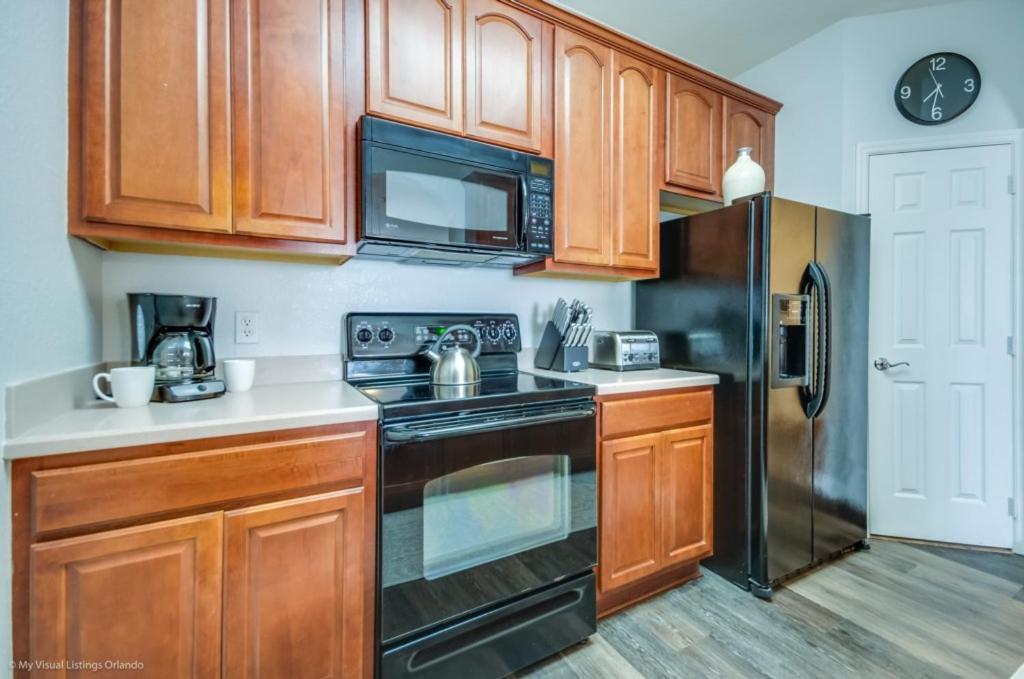 Apartment Beautiful Modern Vista Cay Condo, Near Parks-3025
