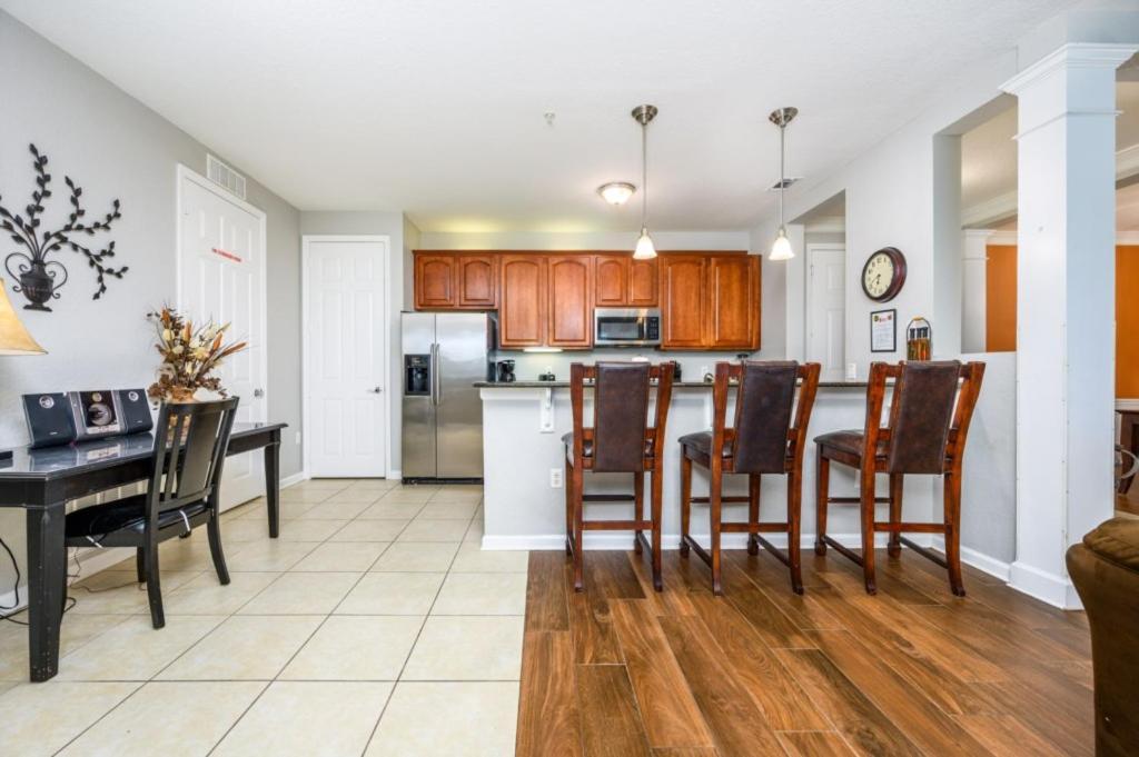New Beautiful Lakeview Near The Parks - 1026 Orlando