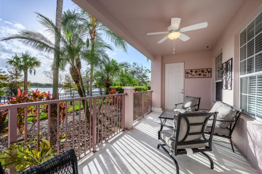 Family Fun Vista Cay Lakeview - 1021 Apartment