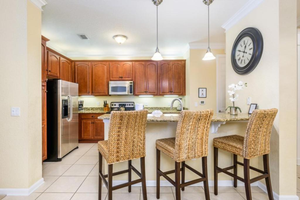 Apartment Gorgeous 3 Bed Lakeview, Vista Cay - 1010