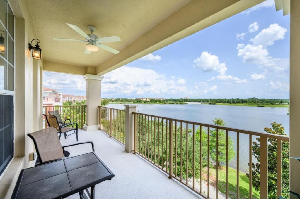 Tropical Lakeview W, Vegas Game - 1014 *