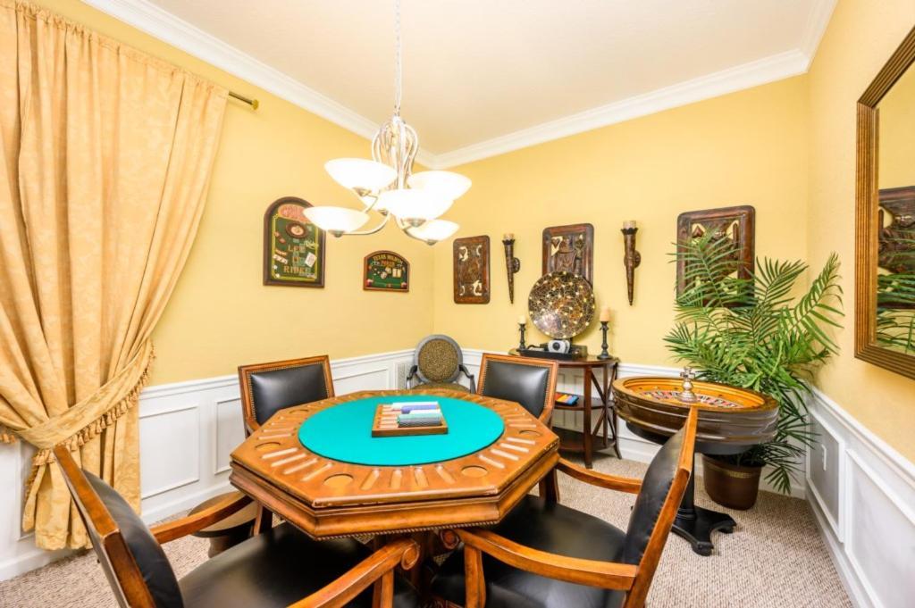 Tropical Lakeview W, Vegas Game - 1014 Apartment *