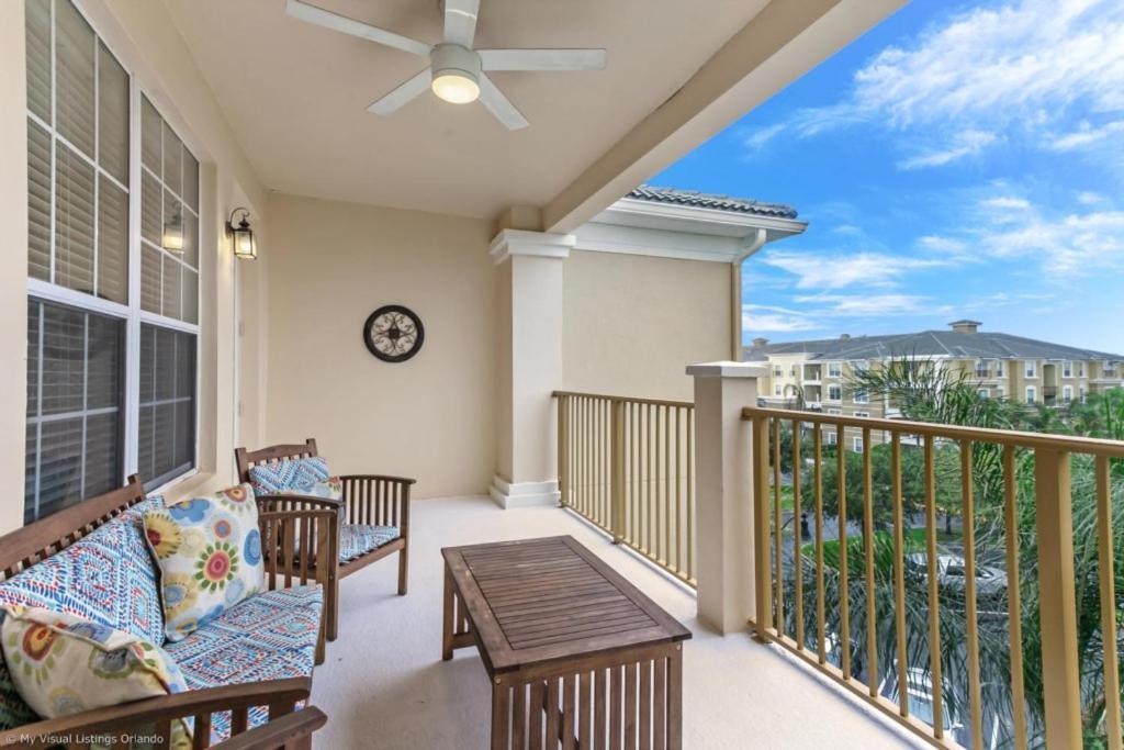 Beautiful Modern Vista Cay Condo, Near Parks-2011 Apartment *