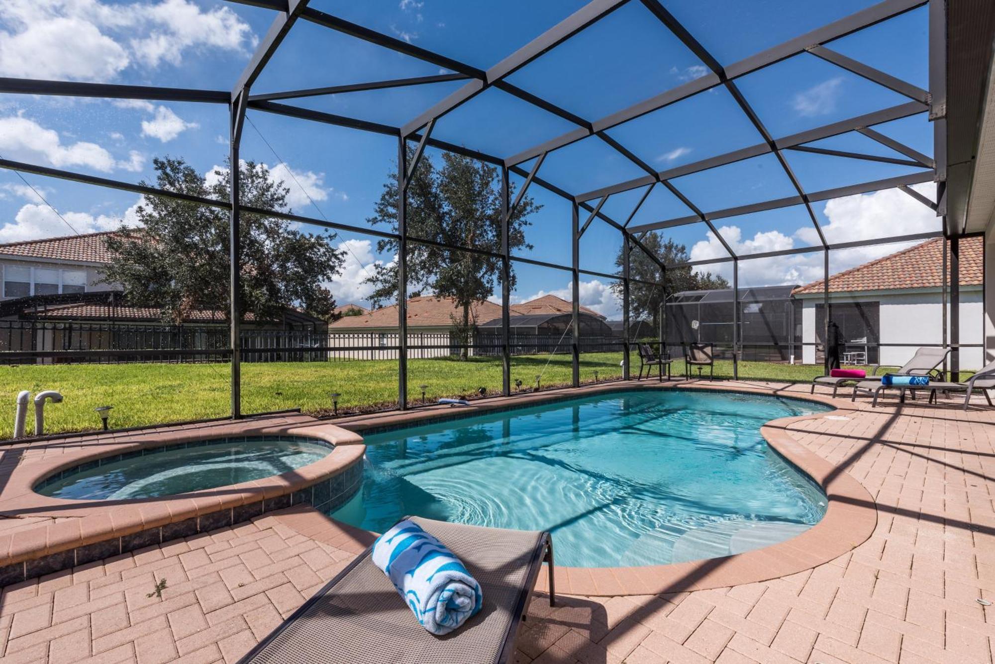 6br Private Pool, Spa, Gameroom, Close To Holiday home Orlando