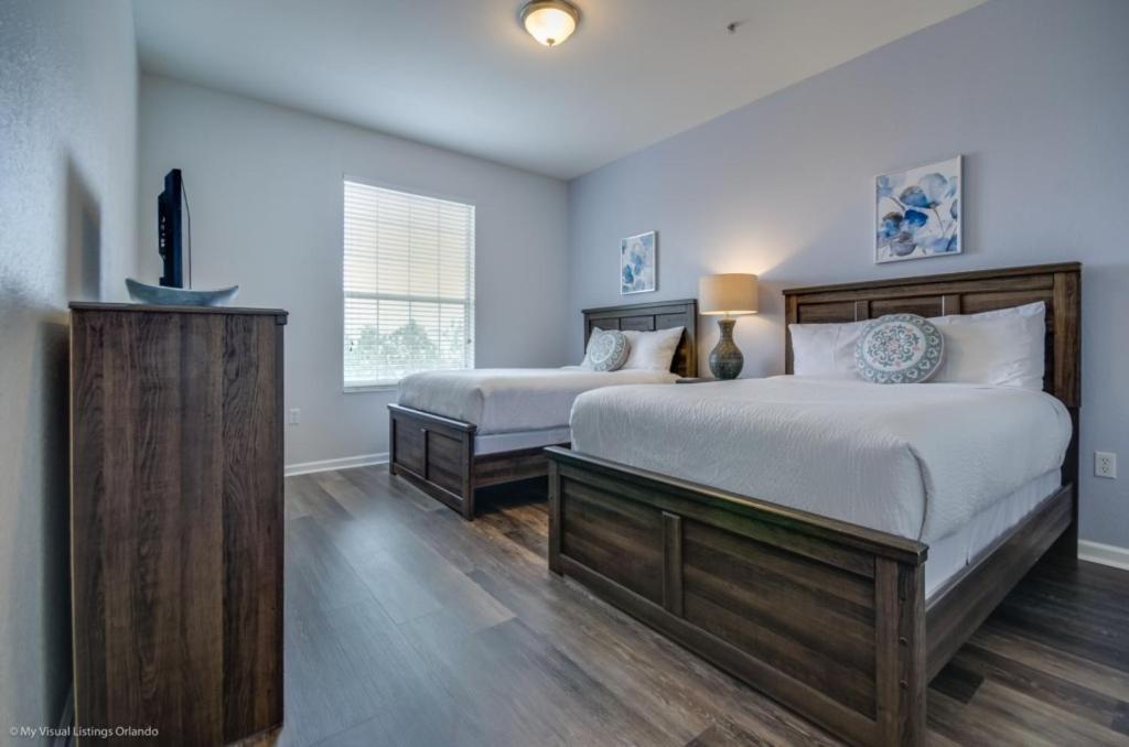 Apartment Beautiful Modern Vista Cay Condo, Near Parks-3025 Orlando