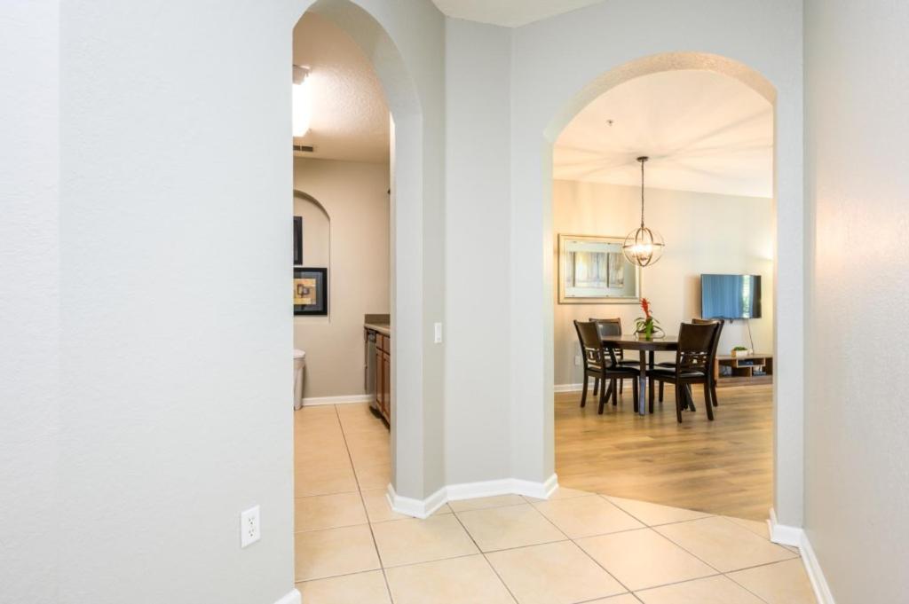 Vista Cay Deluxe Condo, Near The Parks! - 3002 Orlando
