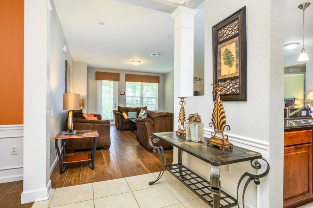 New Beautiful Lakeview Near The Parks - 1026 Apartment Orlando