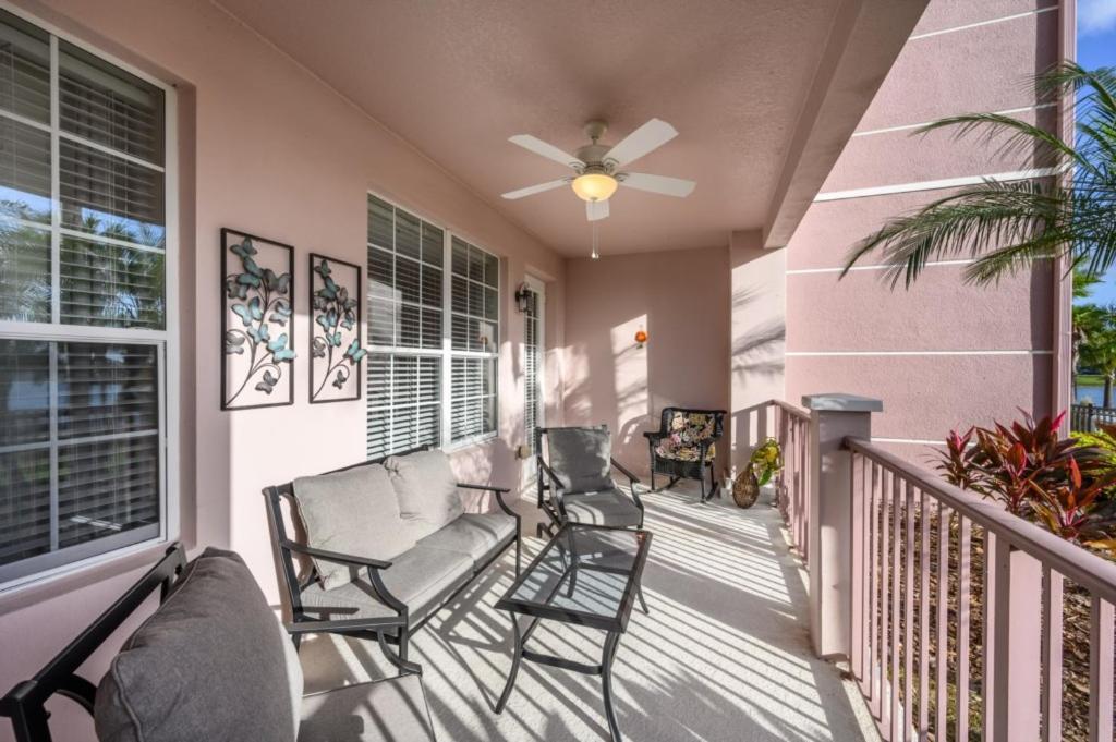 Family Fun Vista Cay Lakeview - 1021 Apartment