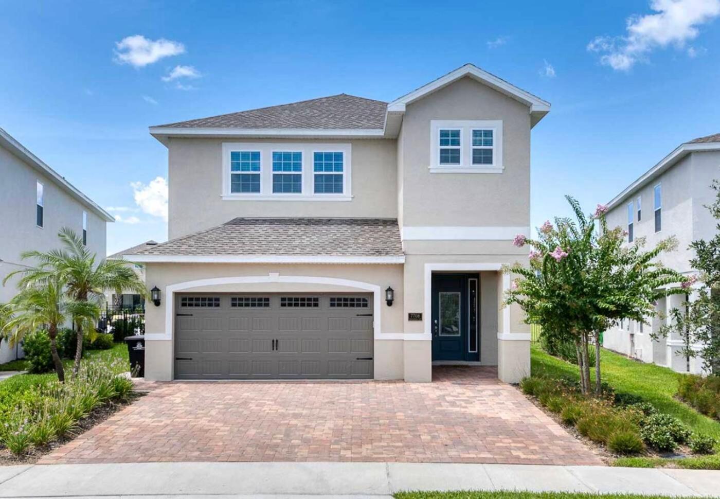 7708 - Beautiful 6bed W Pool And Jacuzzi *