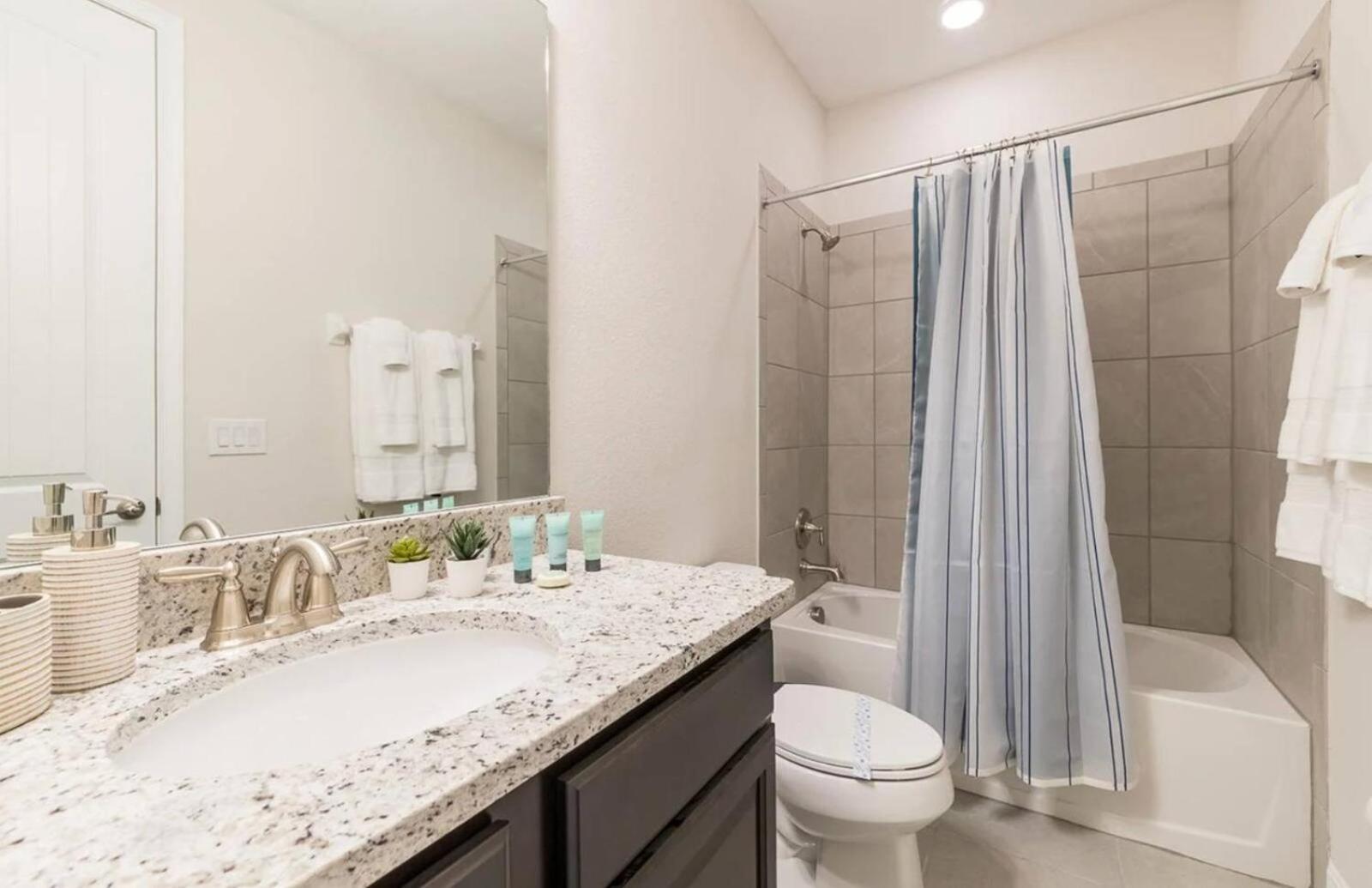 Holiday home 7708 - Beautiful 6bed W Pool And Jacuzzi