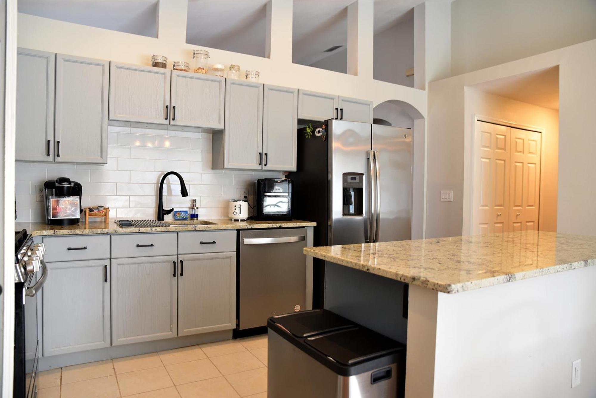 Artisan's Retreat - Poolside Paradise Near * Orlando
