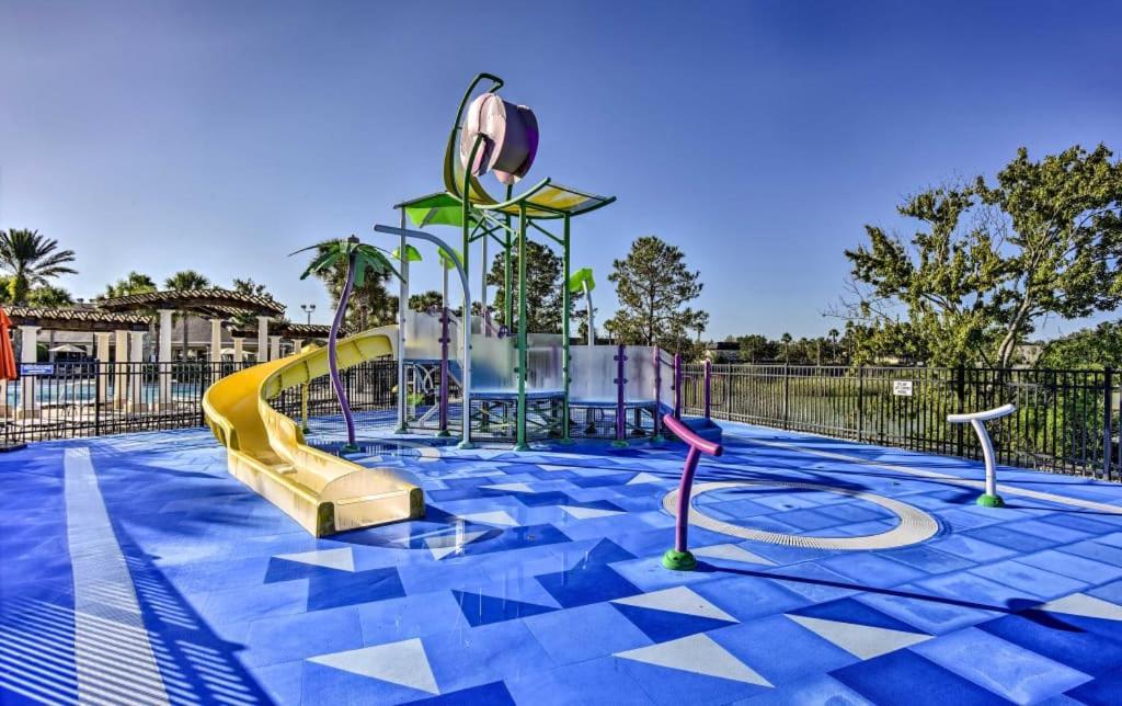Holiday home 2 Mickeys Family