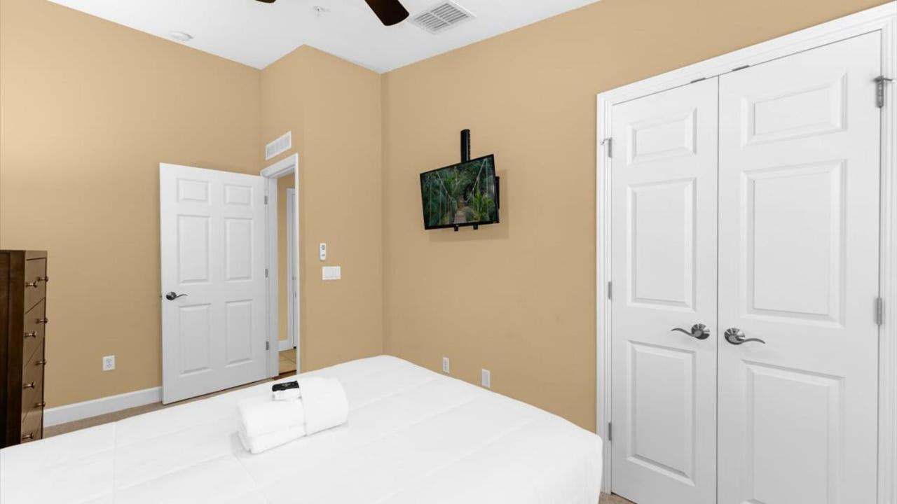 Holiday home Deluxe Townhome - 5 Min To
