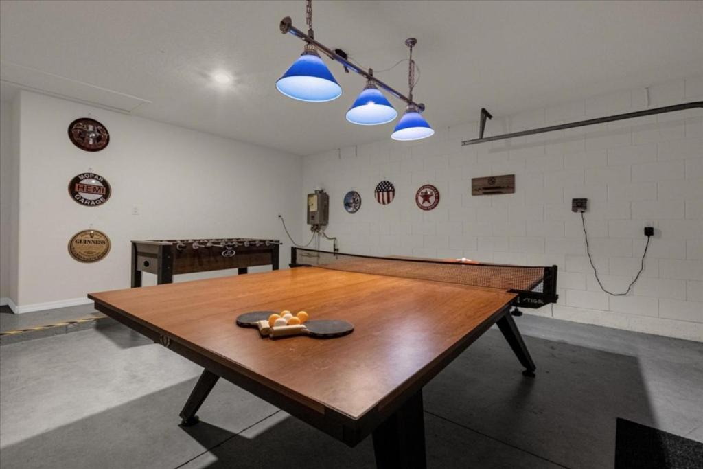 5 Bedrooms - 3 Bathrooms - Veranda Palms 4458 Np