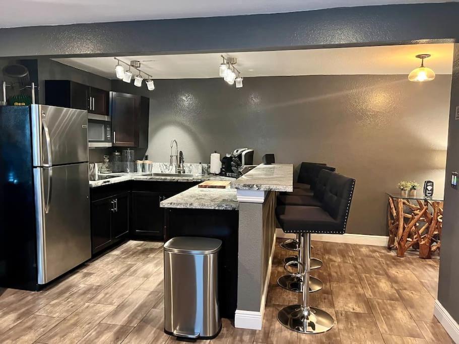 Remodeled Private Apartment