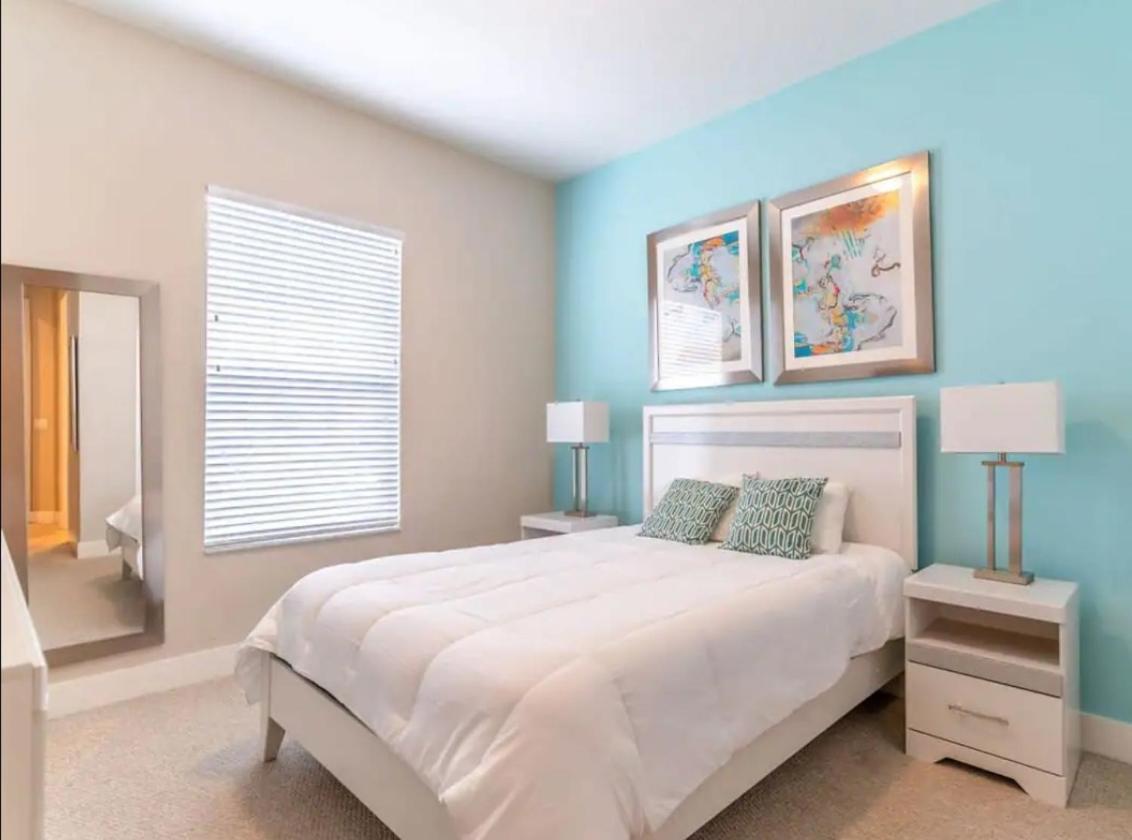 4br Retreat Gated With Pool & Hot Tub