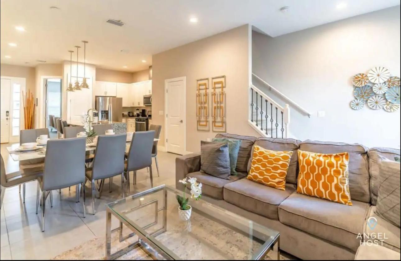 Holiday home 4br Retreat Gated With Pool & Hot Tub