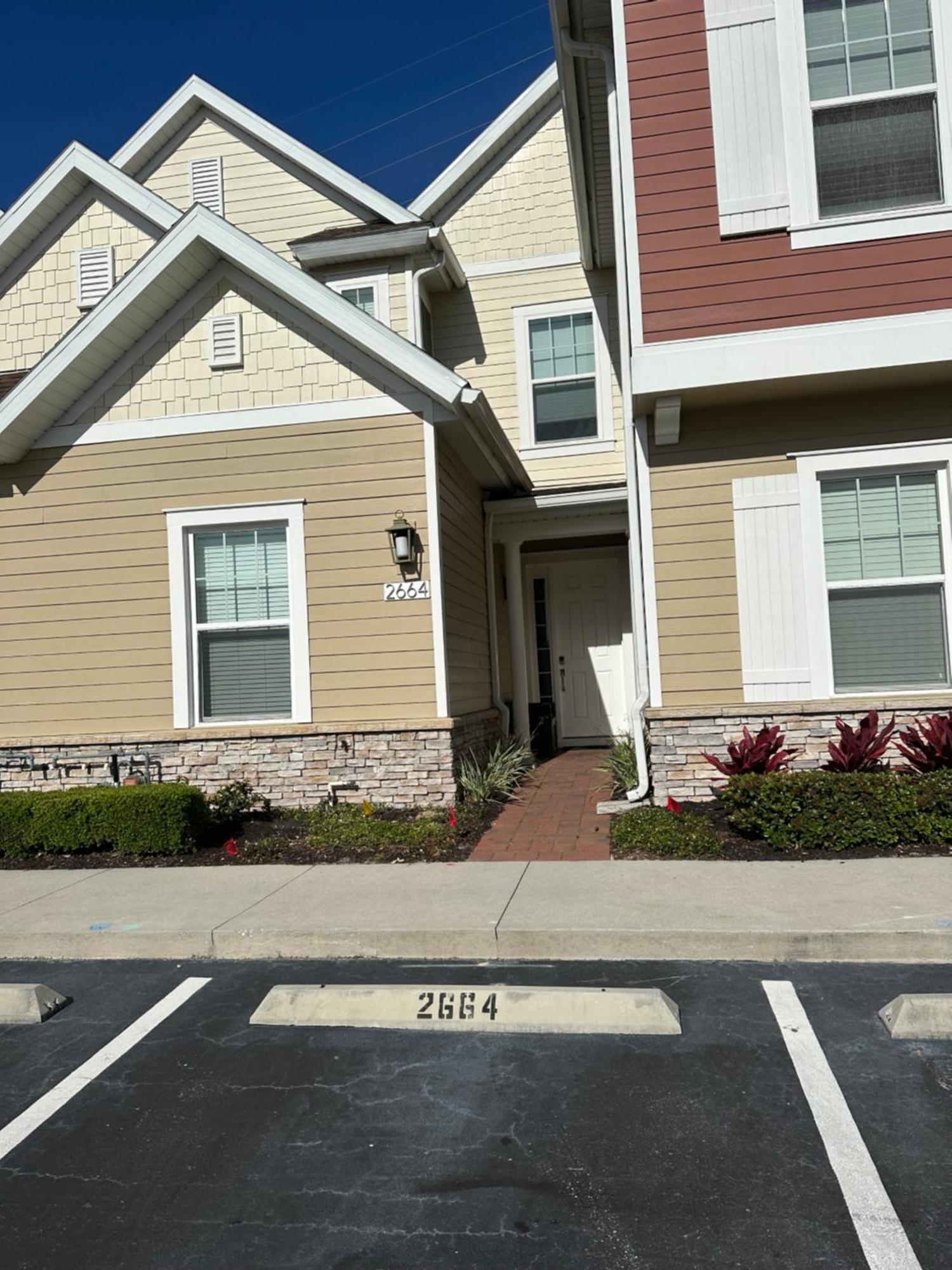 4br Retreat Gated With Pool & Hot Tub Holiday home *
