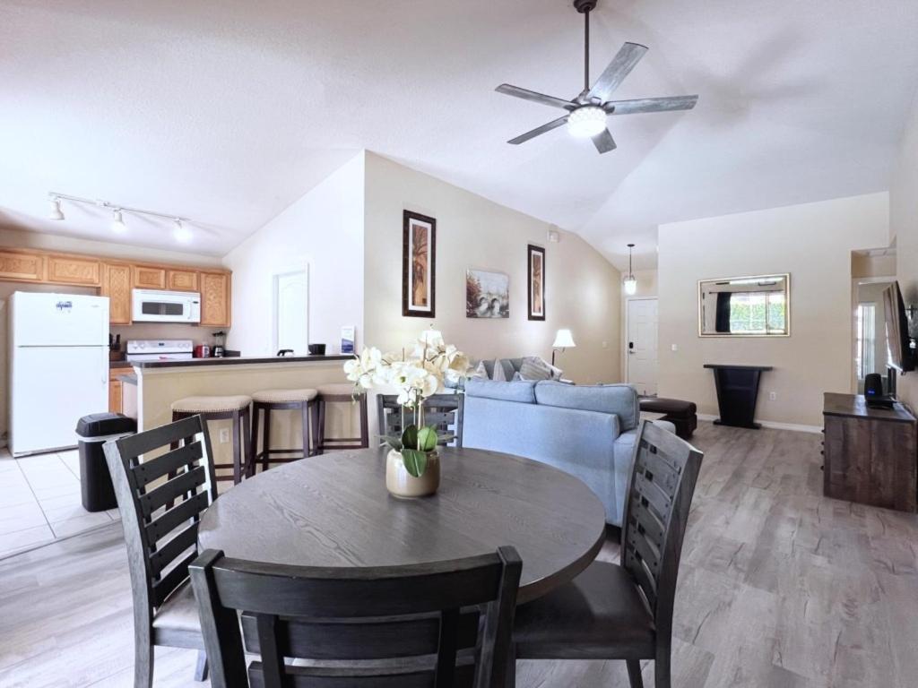 Lovely 3-bedroom Pool Villa-1445scd