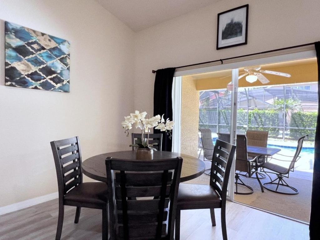Lovely 3-bedroom Pool Villa-1445scd