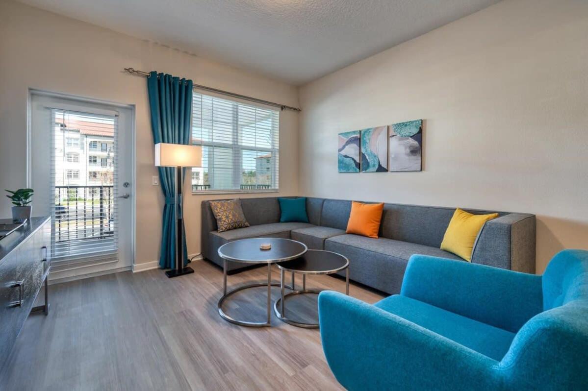 Prime Location-spacious For 8 Guests Apartment *