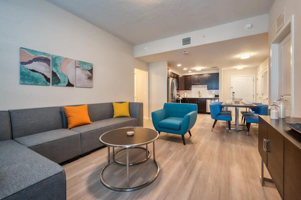 Prime Location-spacious For 8 Guests * Orlando
