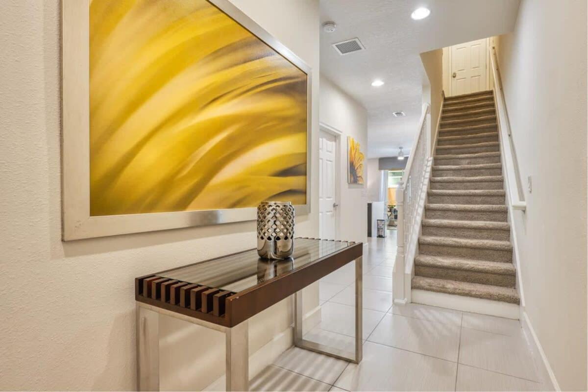 Distinctive Private Pool