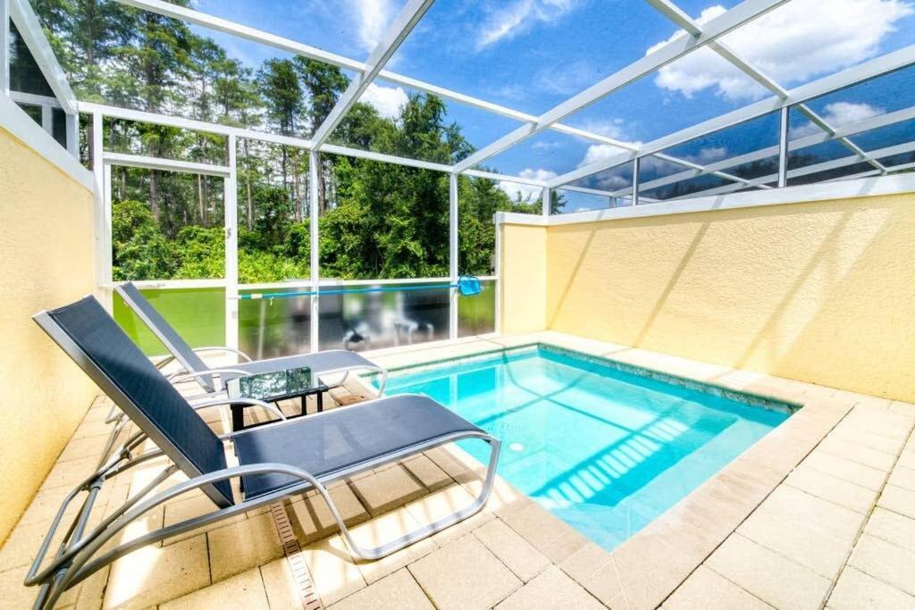 Cozy Private Pool Prime Spot *