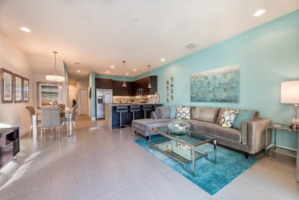 Super Cozy With Private Pool Holiday home Orlando