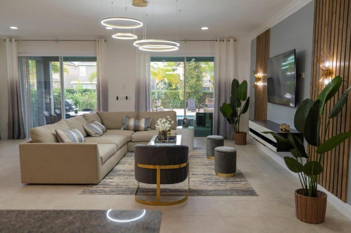 Stunning Luxury 9br Encore By Villa Orlando