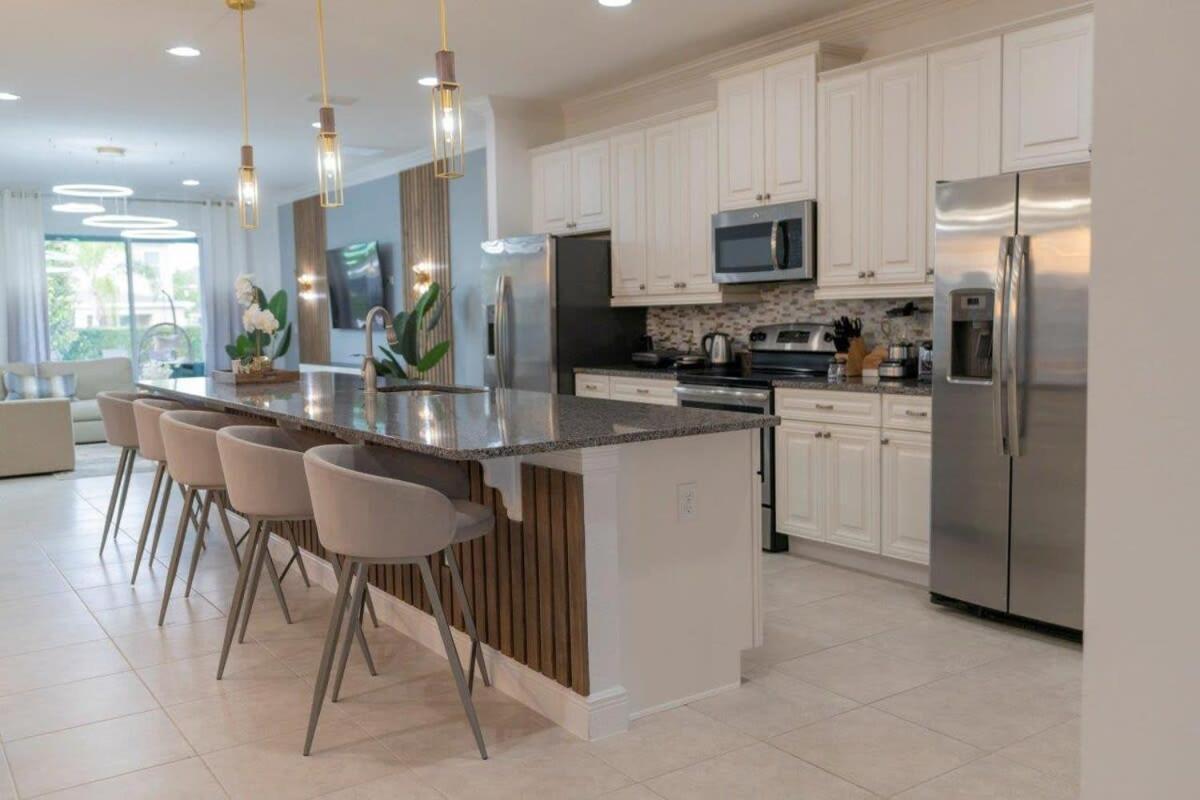 Stunning Luxury 9br Encore By