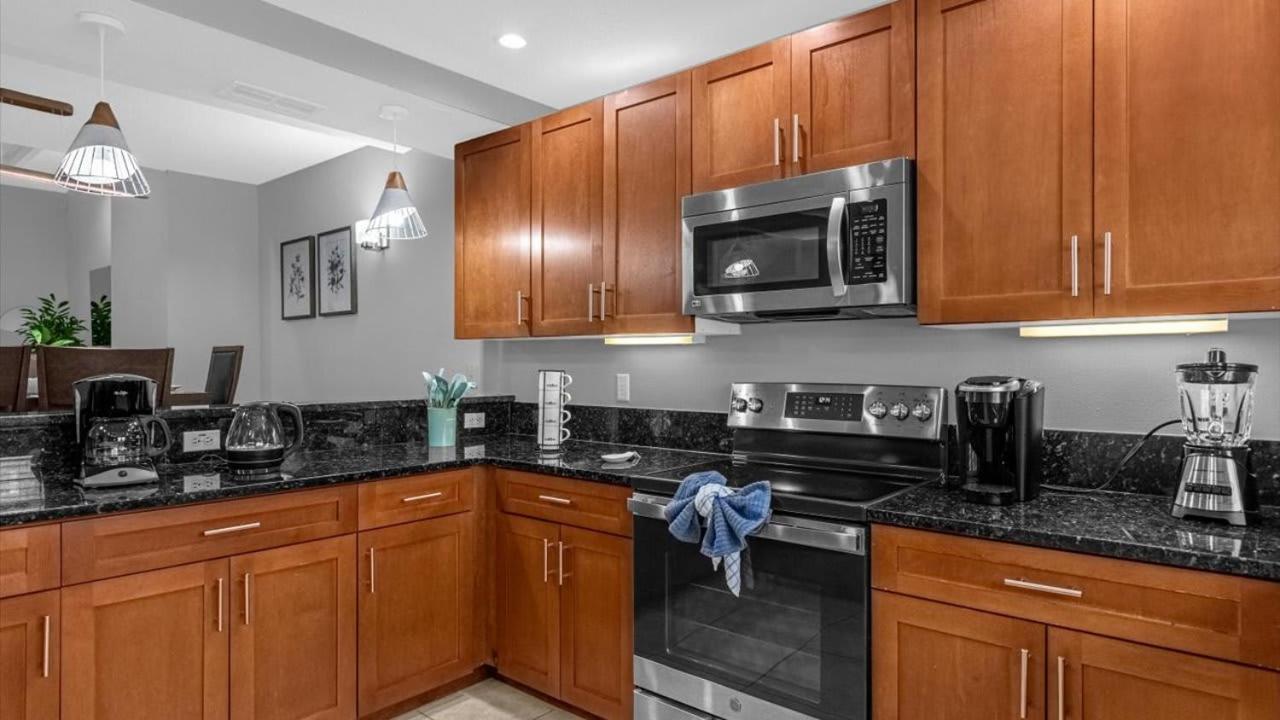 Luxury Townhome - 5 Minutes To Orlando