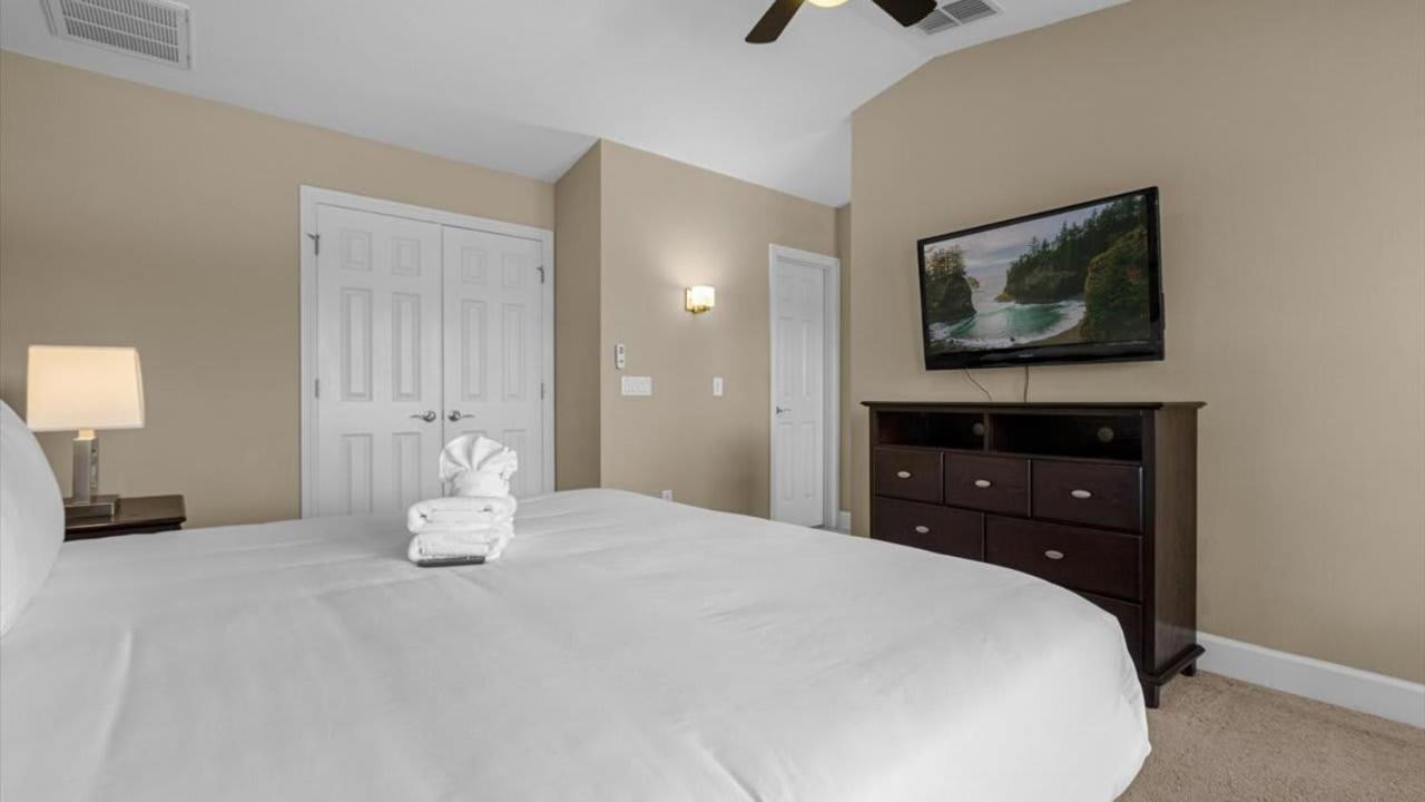 Spring Break Retreat - Renovated Townhome By Holiday home