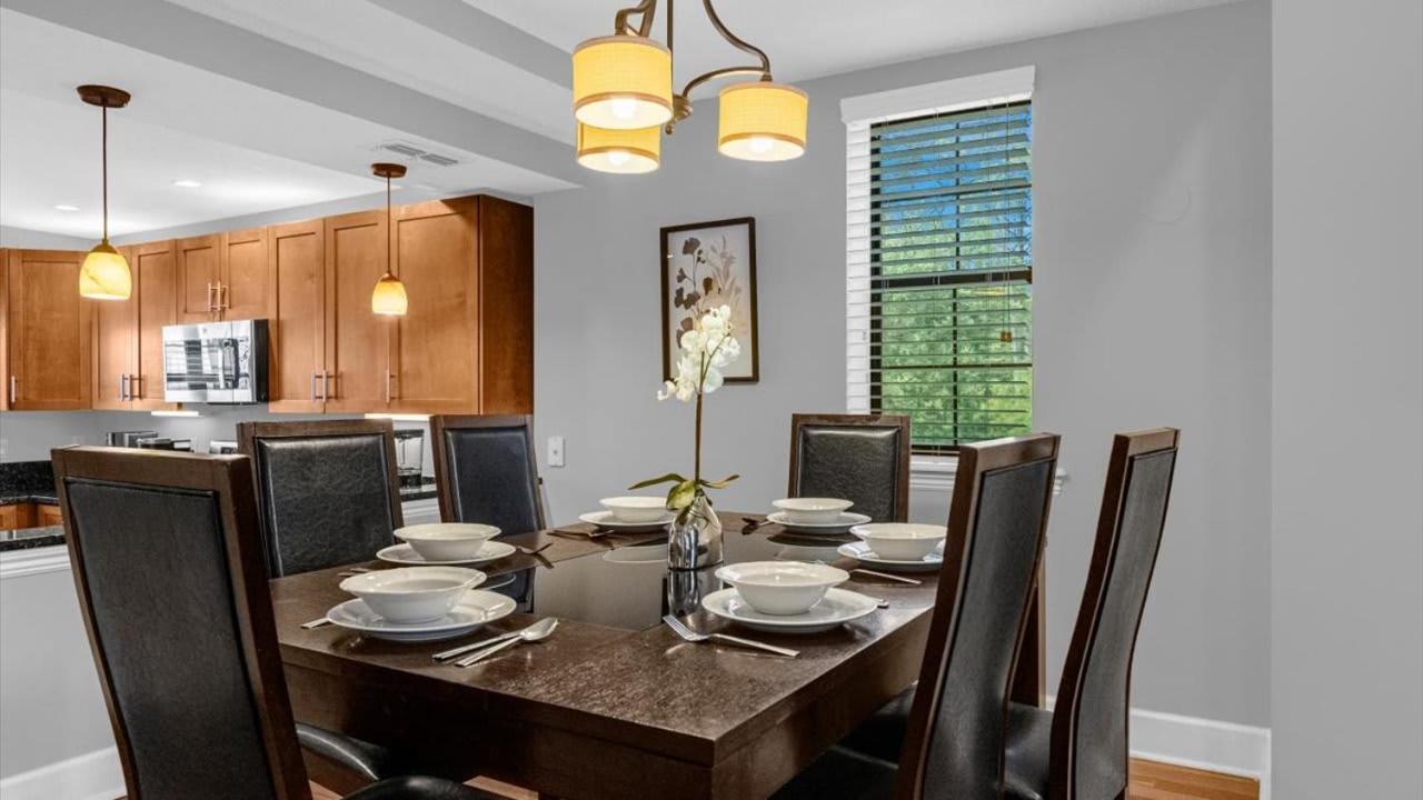 Spring Break Retreat - Renovated Townhome By Holiday home Orlando